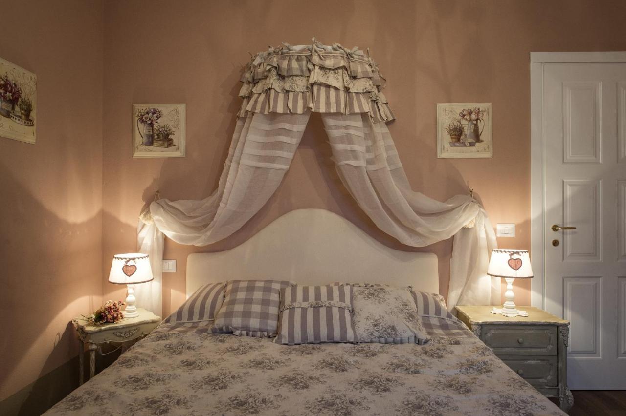 B&B Il Biancospino Abbadia San Salvator Exteriör bild